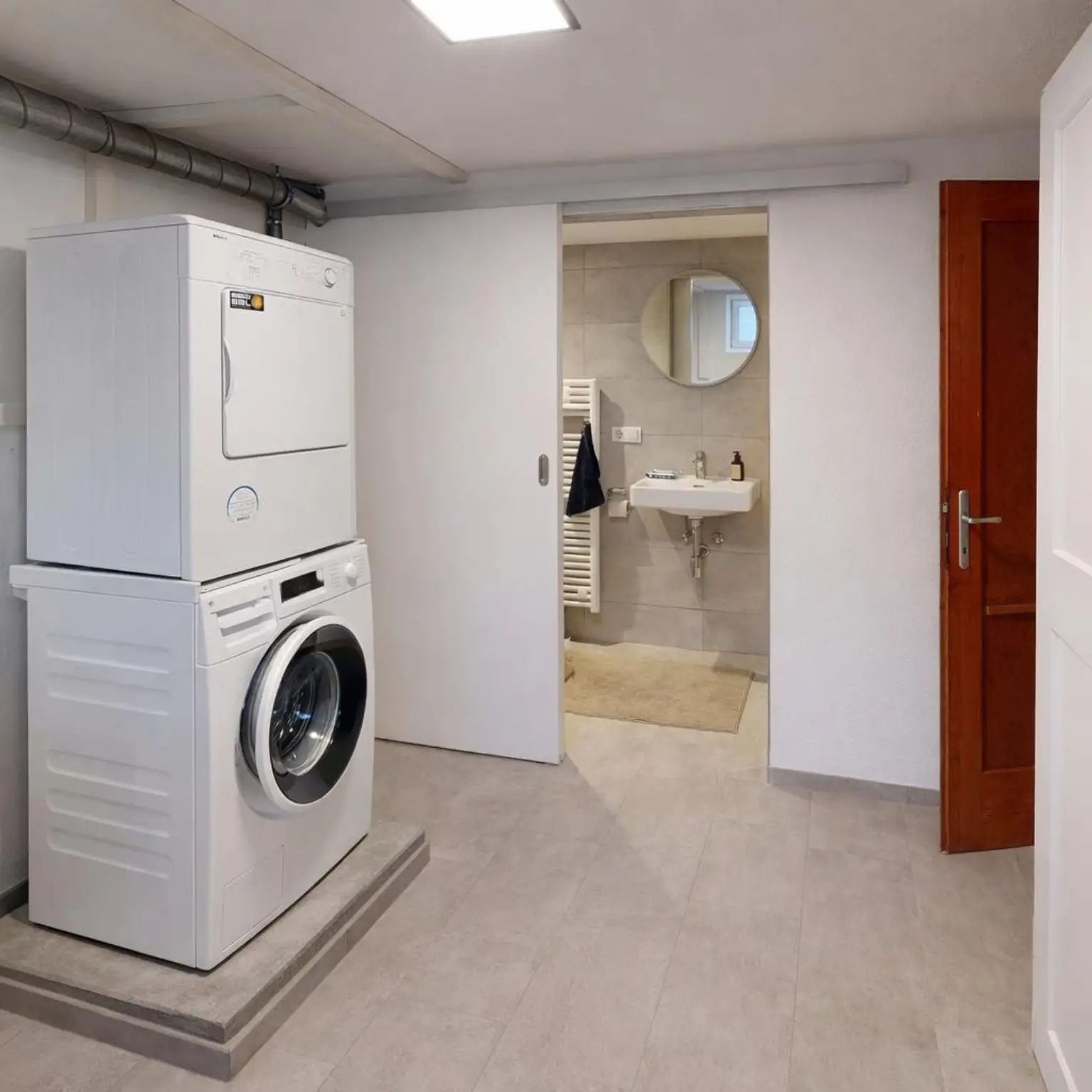 Landeck - Haus UG - Waschraum