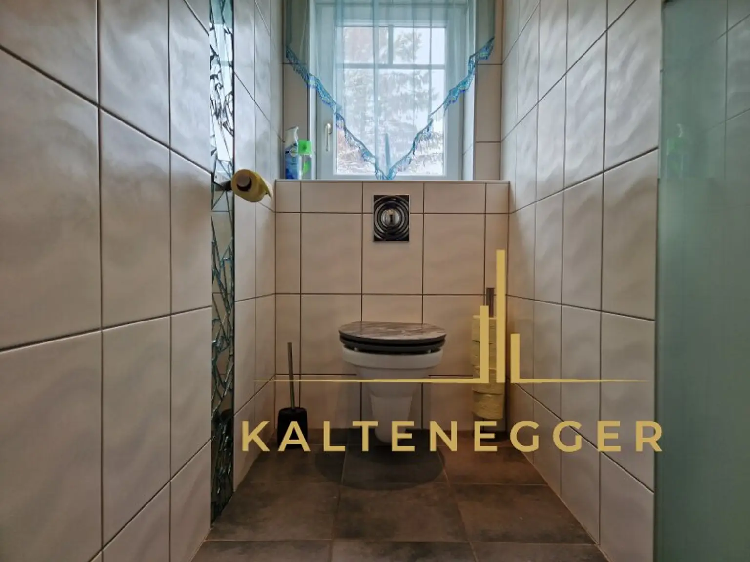 Wohneinheit 2: WC ca. 2,27 m²