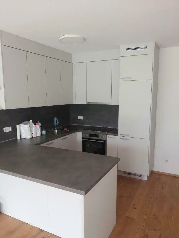 Provisionsfrei: modernes 2-Zimmer-Apartment mit Terrasse und kleinem Garten in Ruhelage - Graz-Straßgang zu vermieten.