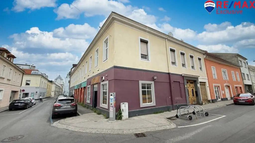 Bestandsfreies Zinshaus in Wiener Neustadt – Sanierungsobjekt mit Renditepotenzial und Bebauungsstudie