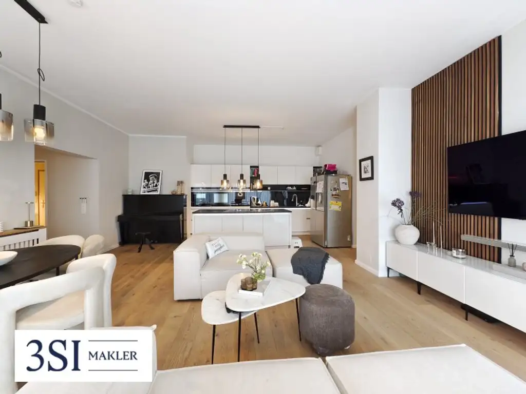Geräumige Familienwohnung mit Sonnenterrasse und Weitblick im Citygate!
