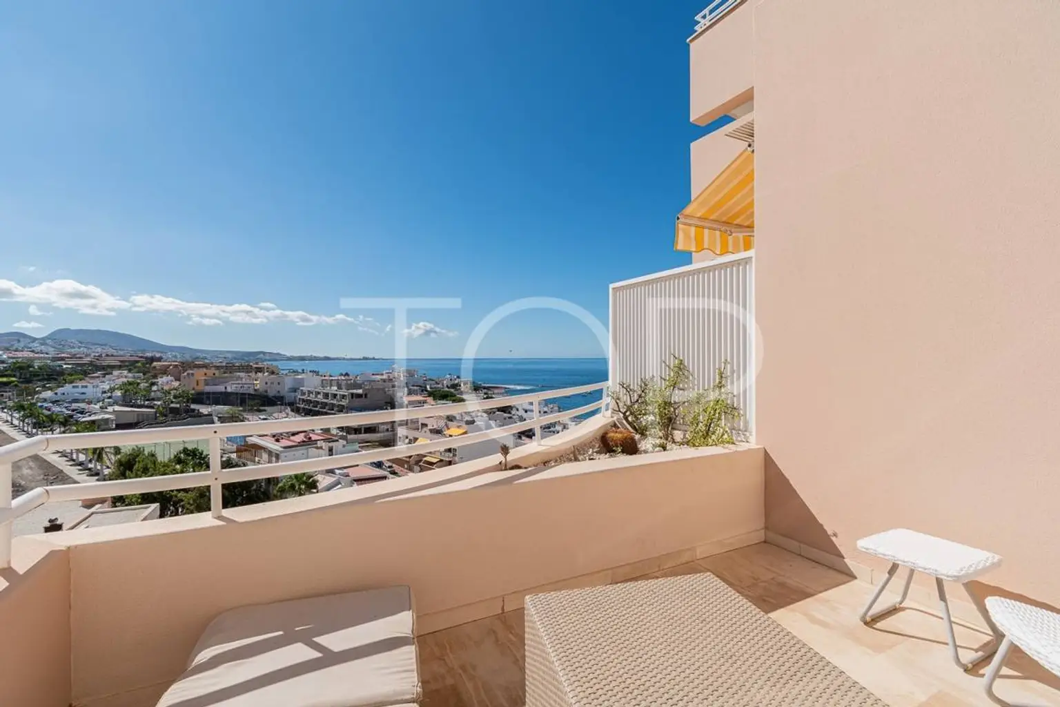 Apartment-Oasis-Terrace-La-Caleta-Tenerife-5