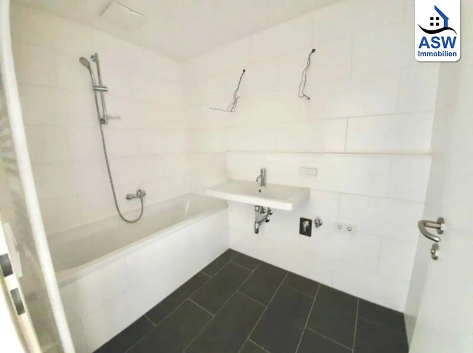 Moderne Single- oder Pärchenwohnung mit Balkon