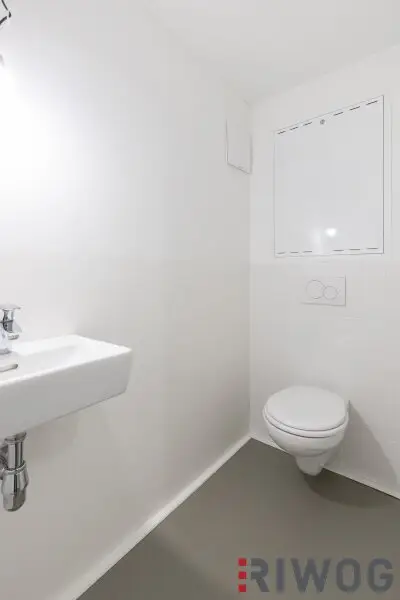 ERSTBEZUG nach Sanierung | Außergewöhnliches Loft mit Raumhöhe bis zu ca. 4,90 m | Büro/Praxis Nutzung und Kurzzeitvermietung möglich