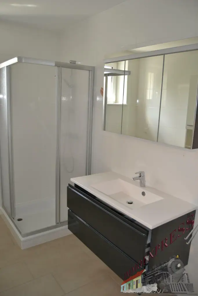 TOP 3 Zimmerwohnung mit 58m2 direkt beim Badebiotop in Fischamend