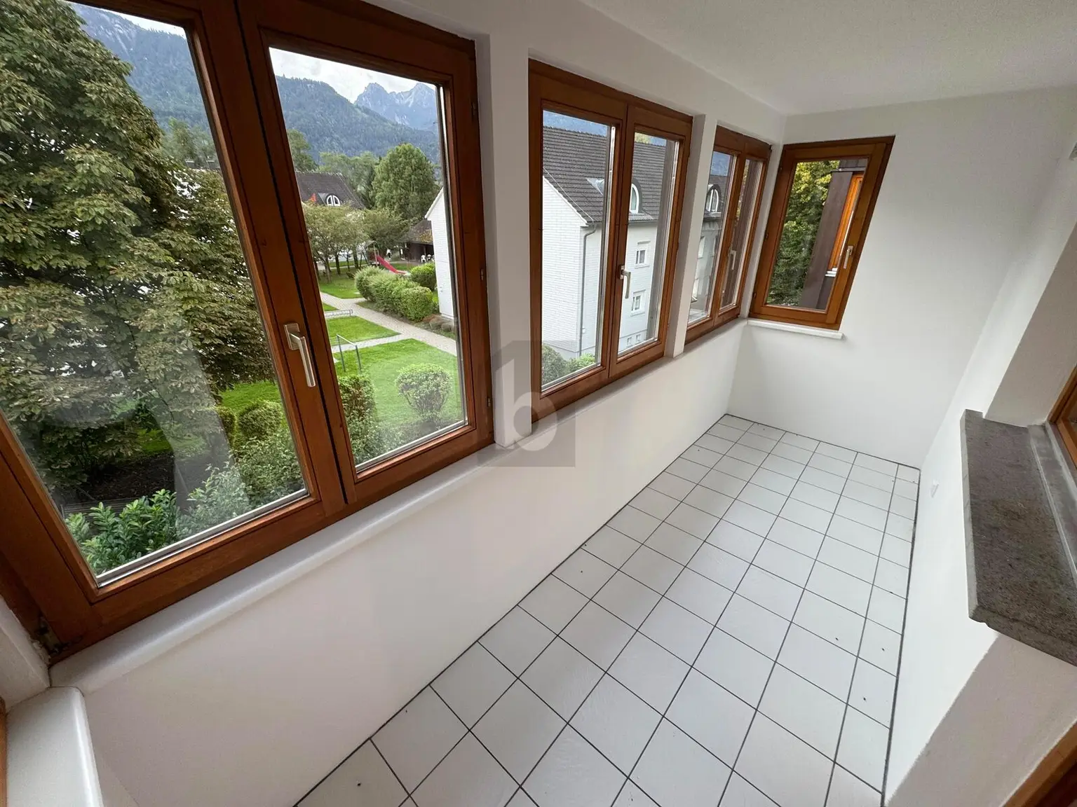 GUT EINGETEILT IN TOP LAGE ZUM TOP PREIS