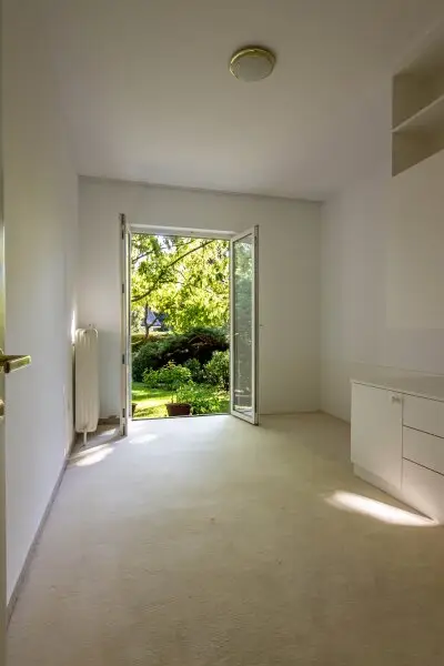 Familienheim mit Privatsphäre - Elegantes Wohnen in Harmonie mit der Natur