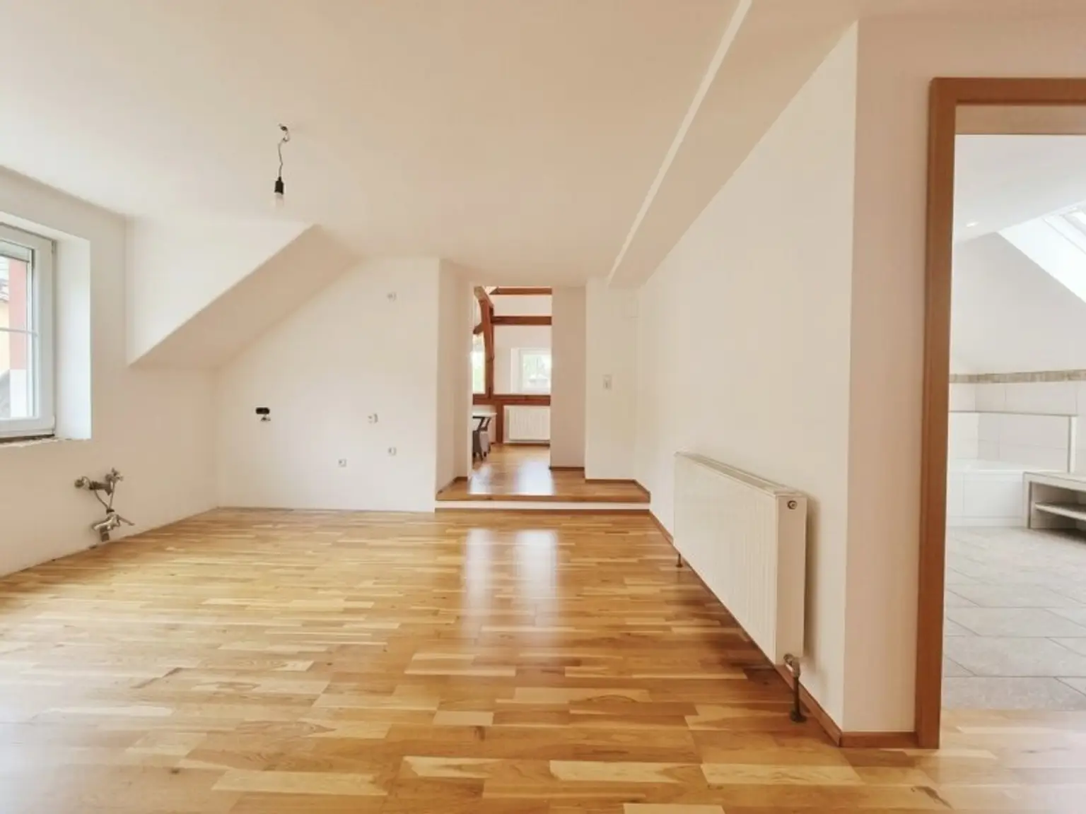 Wohnküche / Badezimmer