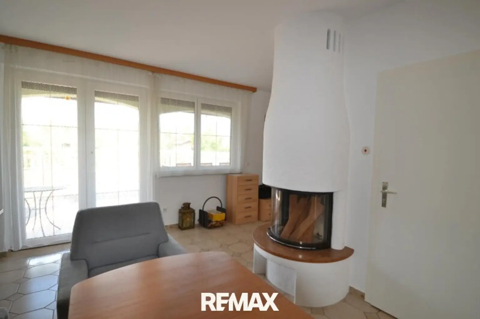 Zimmer mit Zugang Terrasse EG