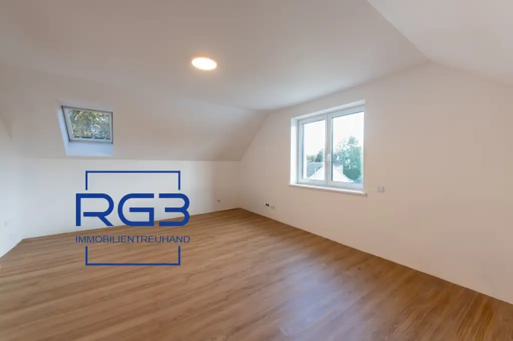 Großes Einfamilienhaus mit großem Garten # Provisionsfrei