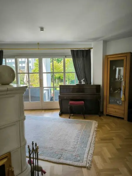 Großzügiges Stadthaus mit parkähnlichem Garten – zentral in Spittal an der Drau, ideal für Familie und Homeoffice