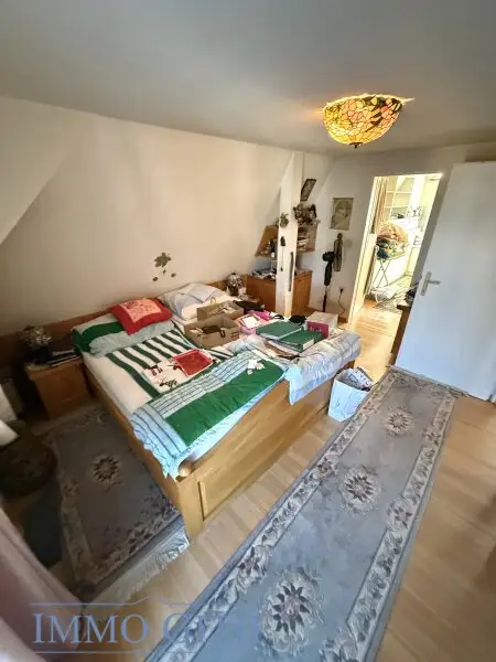ELEGANTES STADTHAUS MIT GARTEN IN RUHIGER SACKGASSE NÄHE S-BAHN „WIEN KAISEREBERSDORF“ – IN 1110 WIEN ZU KAUFEN!