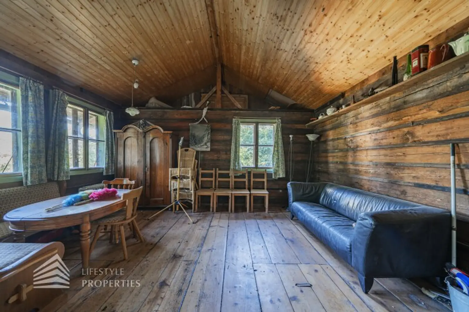 Wunderschöne Villa mit Pool und weitläufigem Grundstück, Nähe Pressbaum