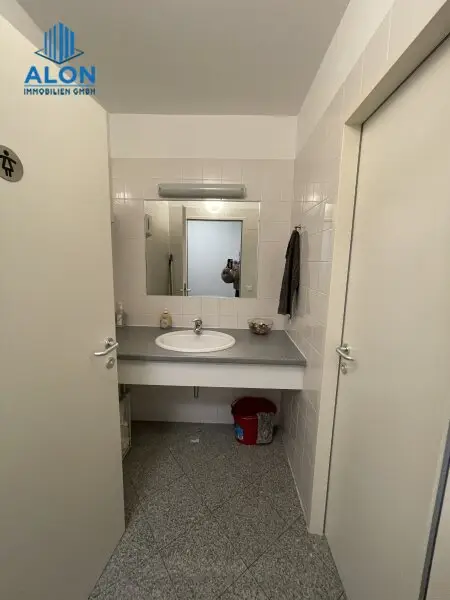 Büro- Fläche im Gemeinschaftsbüro