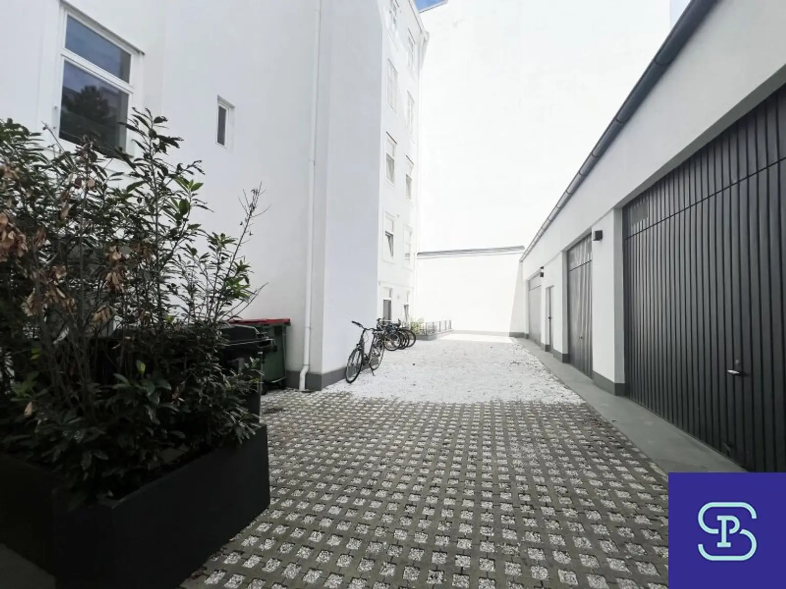 Sanierte 104m² Maisonette-Dachwohnung mit Terrasse und Klima - 1150 Wien