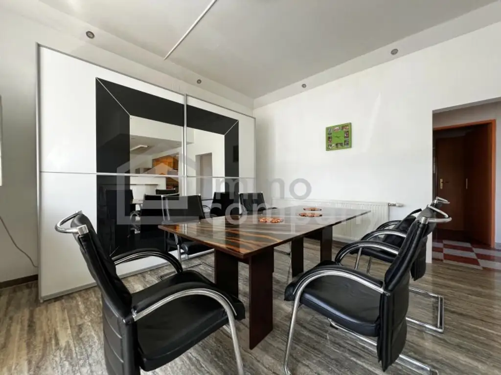 Traumhaftes Ein- bis Zweifamilienhaus in Poggersdorf mit großem Garten - Modernisiert & Geräumig (ca. 244m²)
