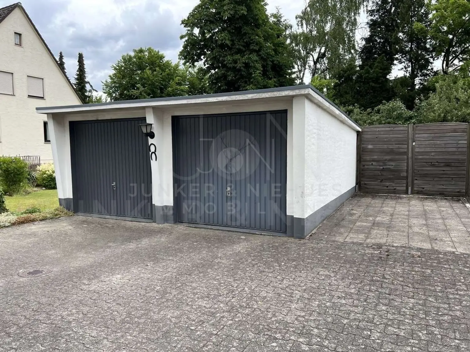 Doppelgarage