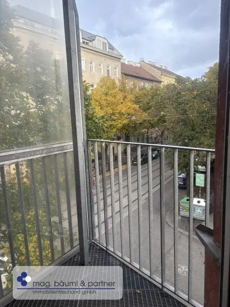 Zentral-begehbare 3 Zimmerwohnung mit Aussenfläche