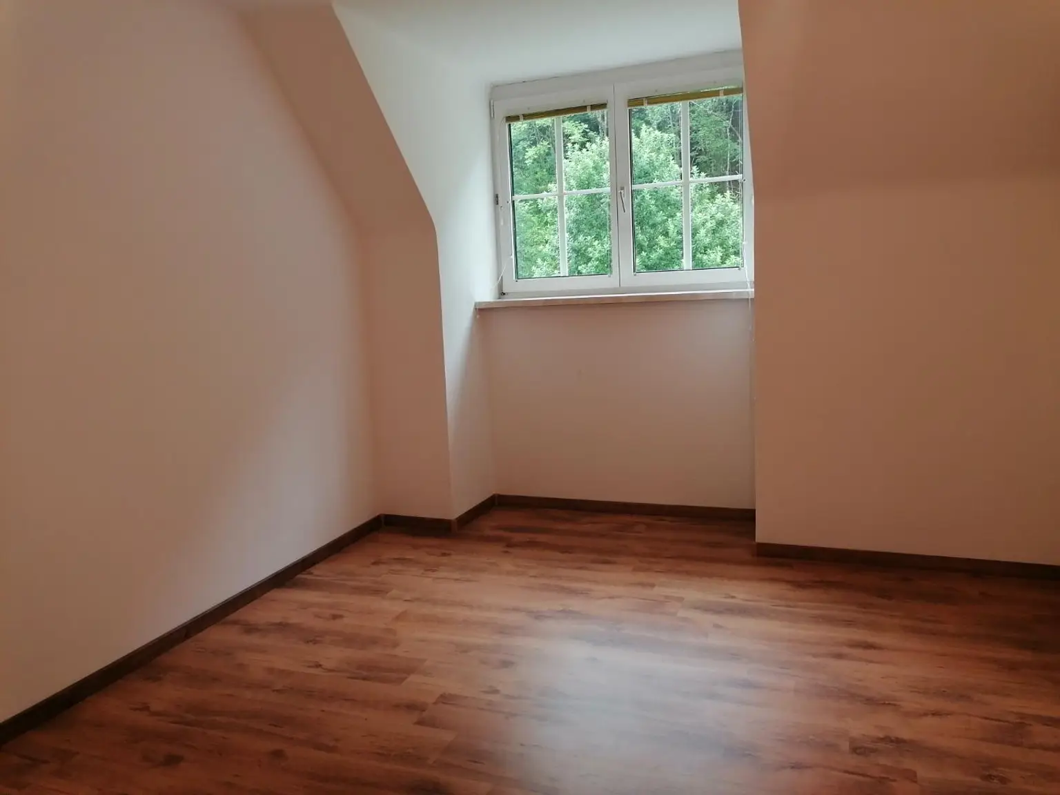 Helle Eigentumswohnung in Großveitsch 67,7m²