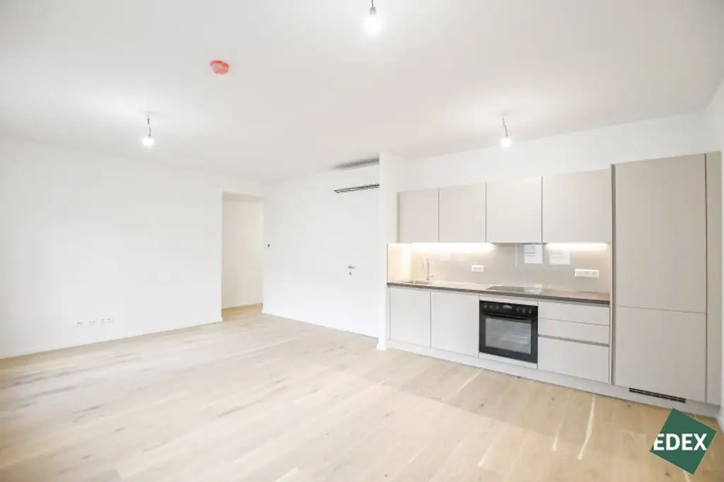 Erstbezug nach Sanierung: Schöne 2 Zimmer-Wohnung nahe Meidling Bahnhof