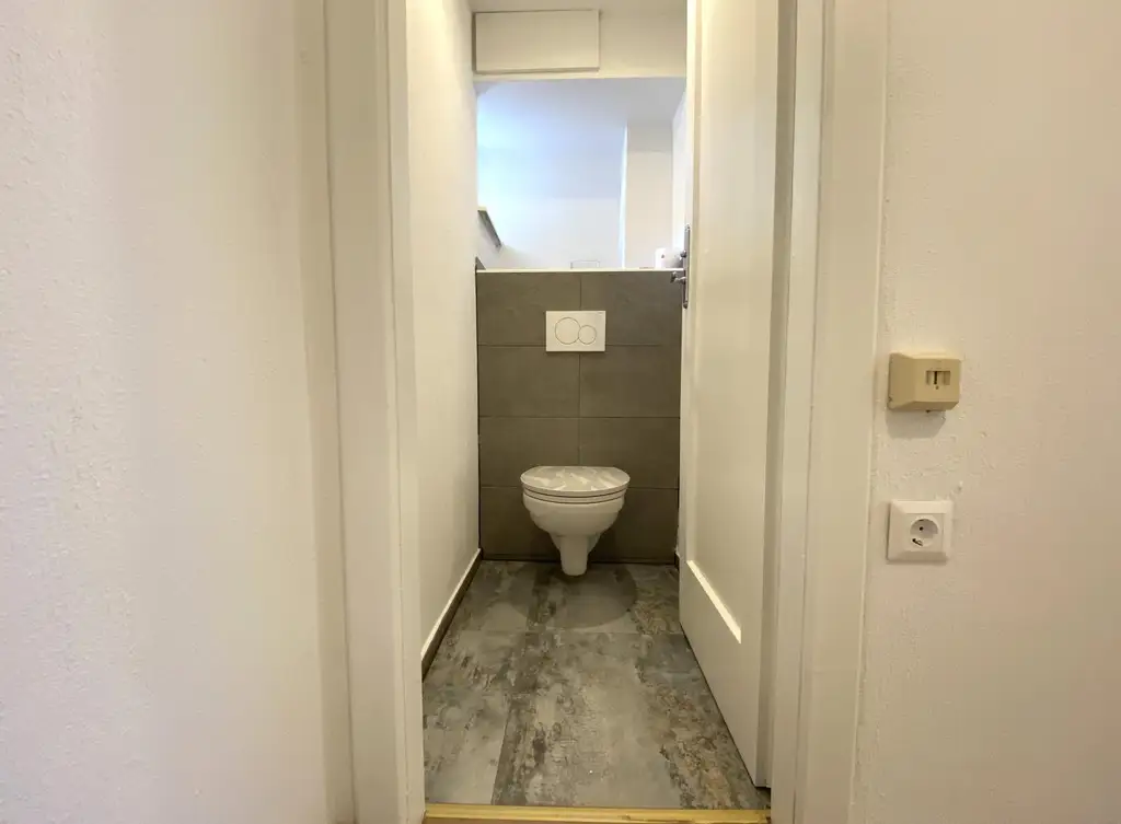 Erstbezug nach Sanierung im 3. Liftstock nahe U6 und Schönbrunn