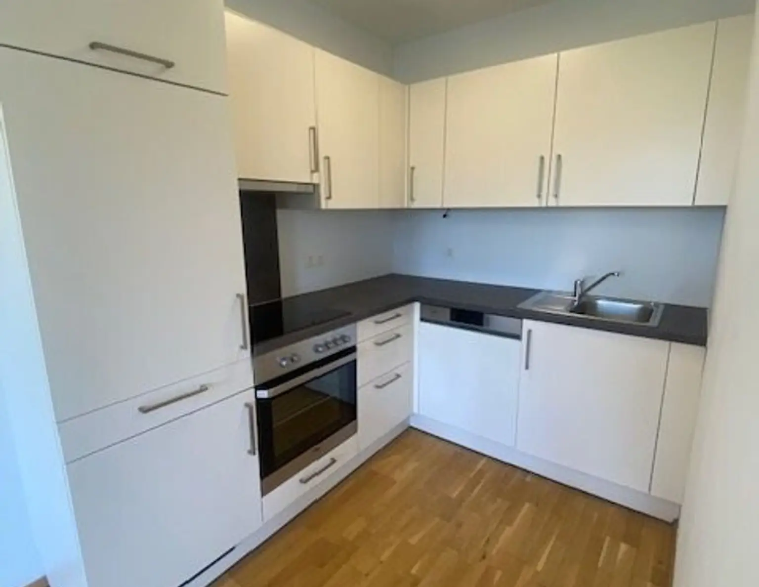Neuwertige 2-Zimmer-Wohnung mit Loggia in 1100 Wien - Ideal für Vorsorge!