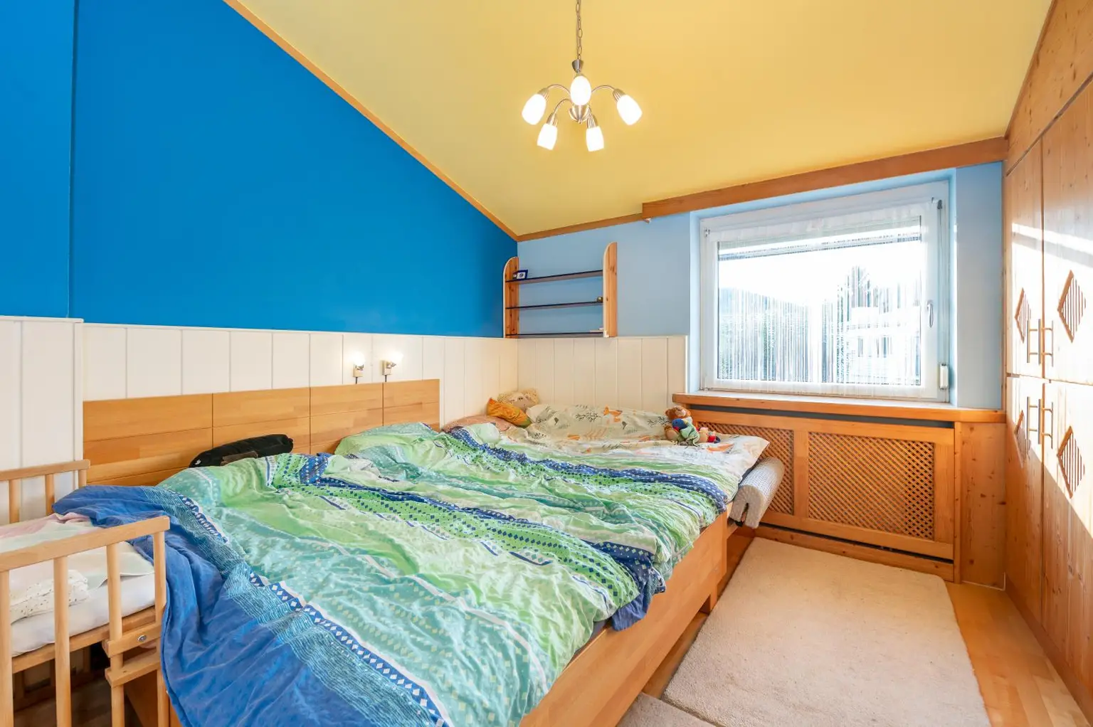Charmante Maisonette-Wohnung mit Balkon und TG-Parkplatz