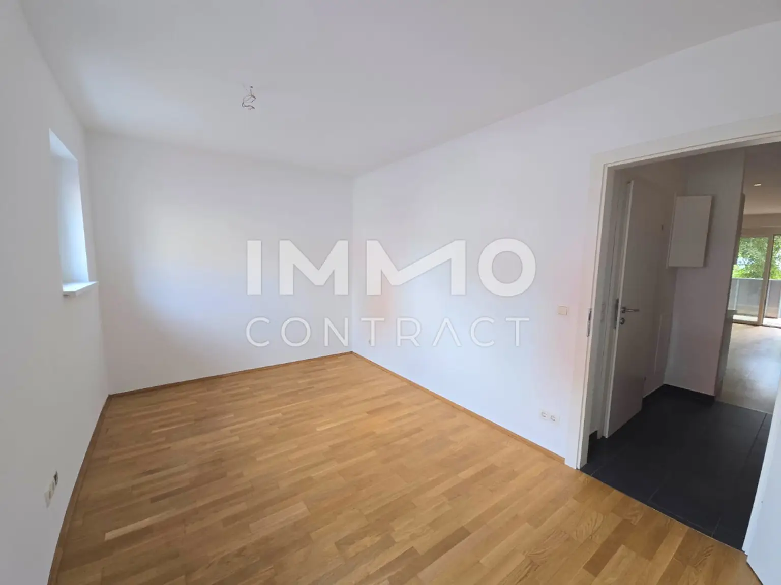 Zwei Zimmer Wohnung mit großem Balkon und EIGENGARTEN in ruhiger Innenhoflage, Dornschneidergasse 31 - Top 1