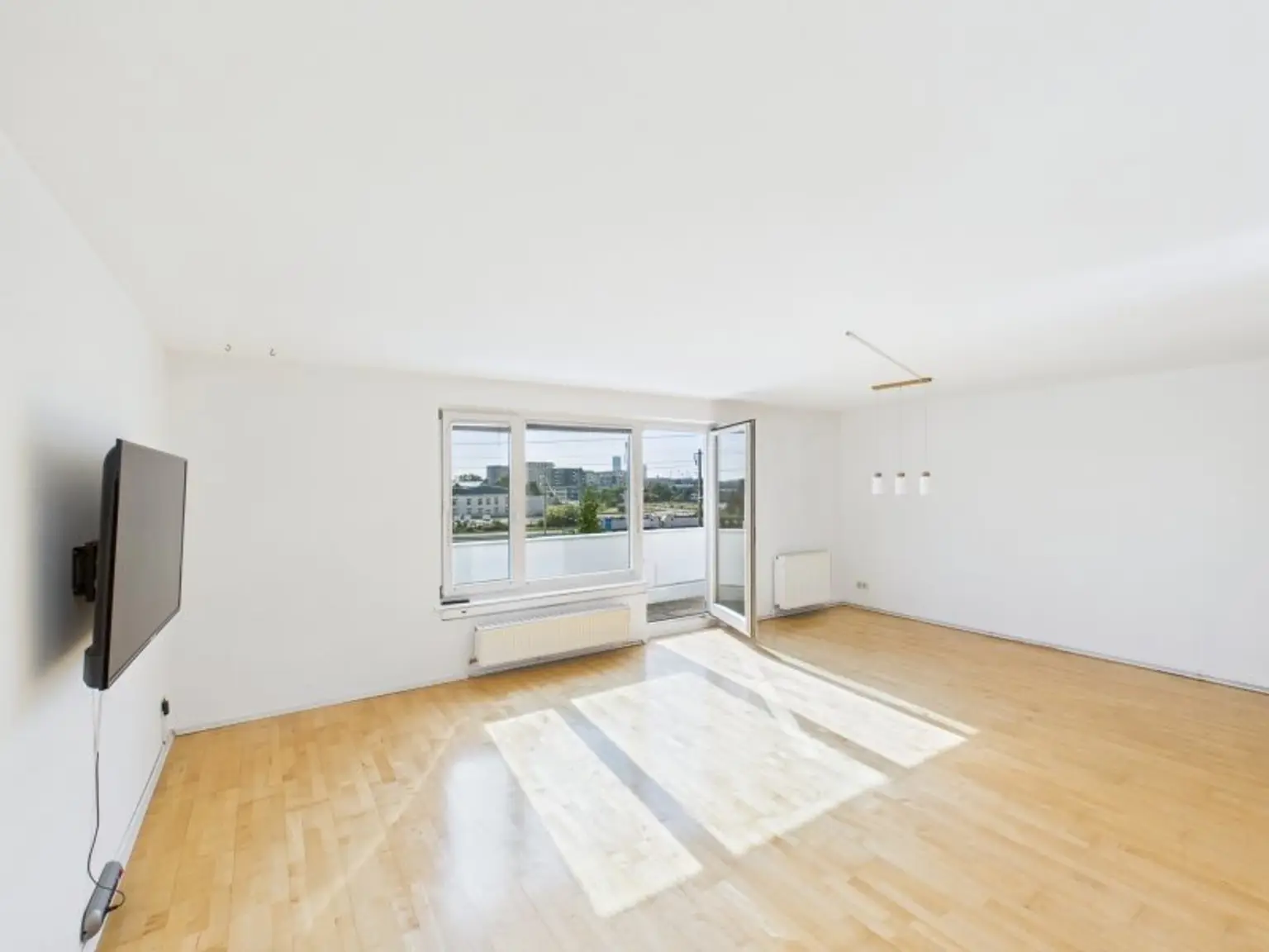 Traumhafte DG-Wohnung in 1210 Wien: Ab 750,-- € Kreditrate/Monat!!!