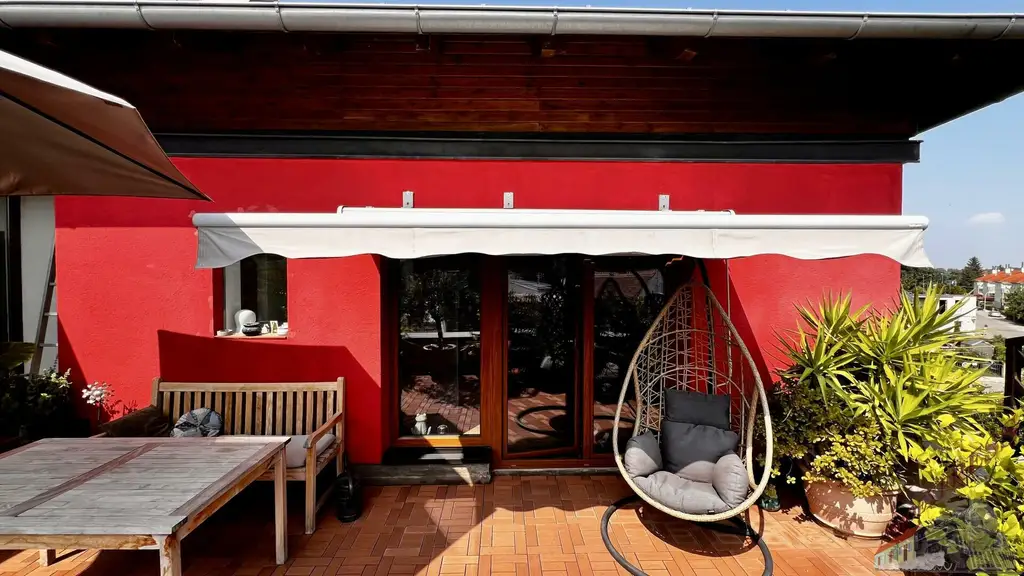 4-Zimmer-Dachgeschoß-Wohnung PLUS Garten im Naturparadies