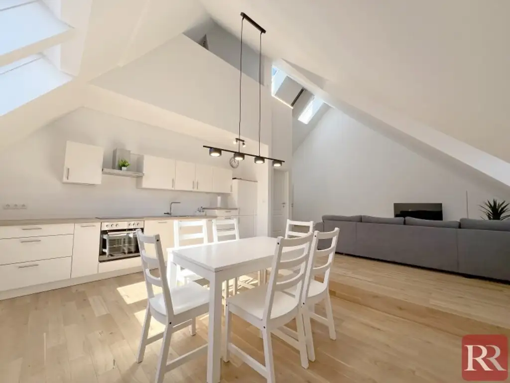 Exklusive Dachgeschosswohnung im Herzen von Klosterneuburg