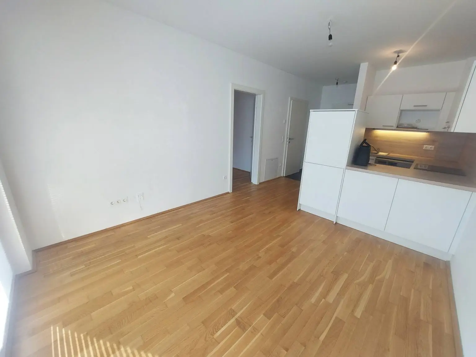 Südseitige Loggiawohnung mit 2 Zimmern, hochwertige Ausstattung