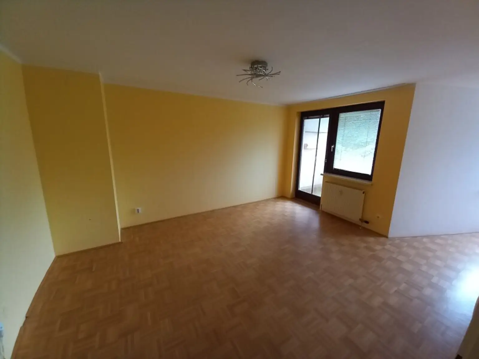 3 ZIMMER NEUBAUWOHNUNG MIT LOGGIA IN GRÜNRUHELAGE
