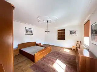 Zimmer 1 OG