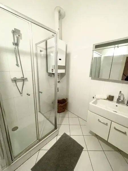 Ruhige Innenhofwohnung beim Belvedere!