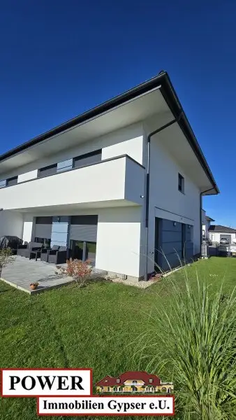 sofort zu beziehen ! Großzügiges, gemütliches Top Ausgestattetes Eckreihenhaus