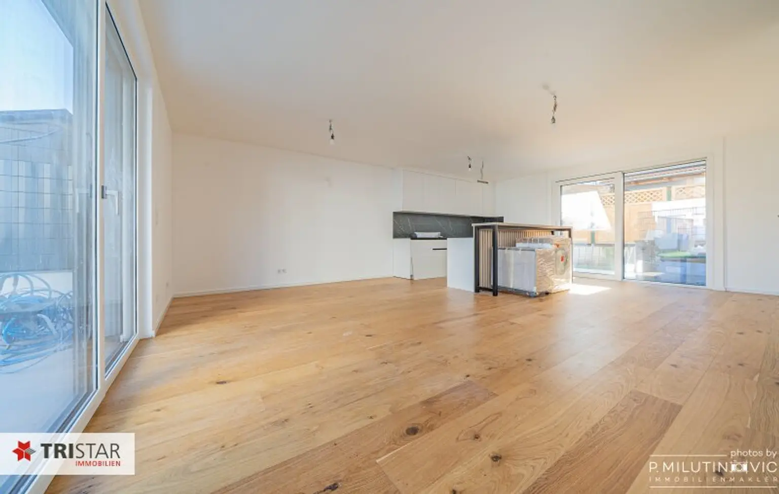 Neu in 2331 Vösendorf++ Erstbezug++Schlüsselfertig++Moderne Doppelhaushälfte für Jungfamilien mit großzügiger Außenfläche 2 Gärten + 2 Terrassen + 4 Balkone++ Gesamtnutzfläche: ca. 240 m²