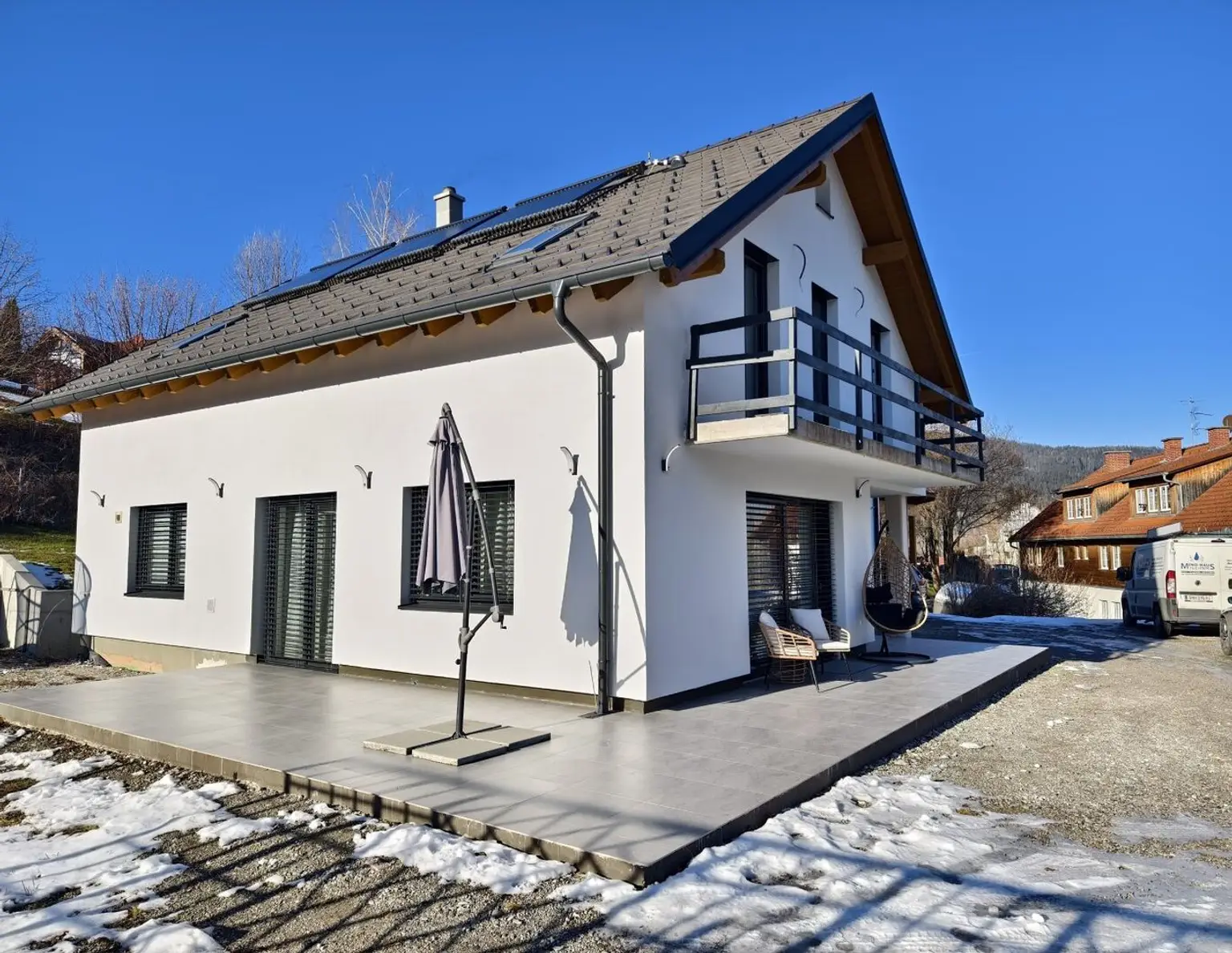 ** PREISSENKUNG!! ** Exklusives großzügiges Ein/ Zweifamilienhaus in ruhiger Lage