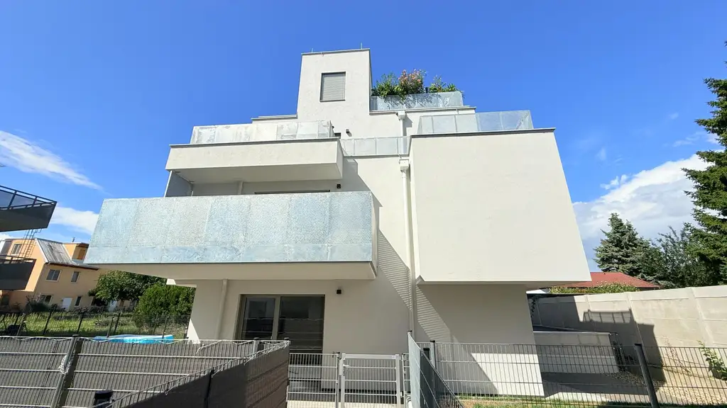 Terrassse und nachhaltiges Wohnen in Essling, in deckengekühlter Ruhelage mit 3 zentralen Schlafzimmern