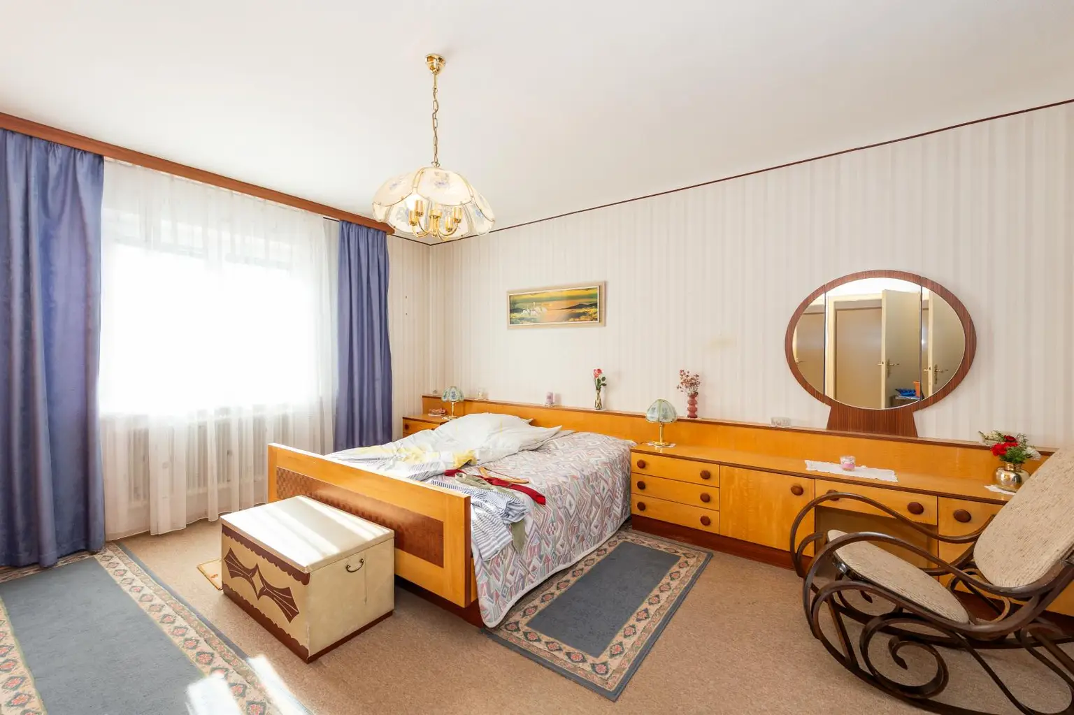 Einfamilienhaus mit wunderschönem Grundstück in ruhiger Lage