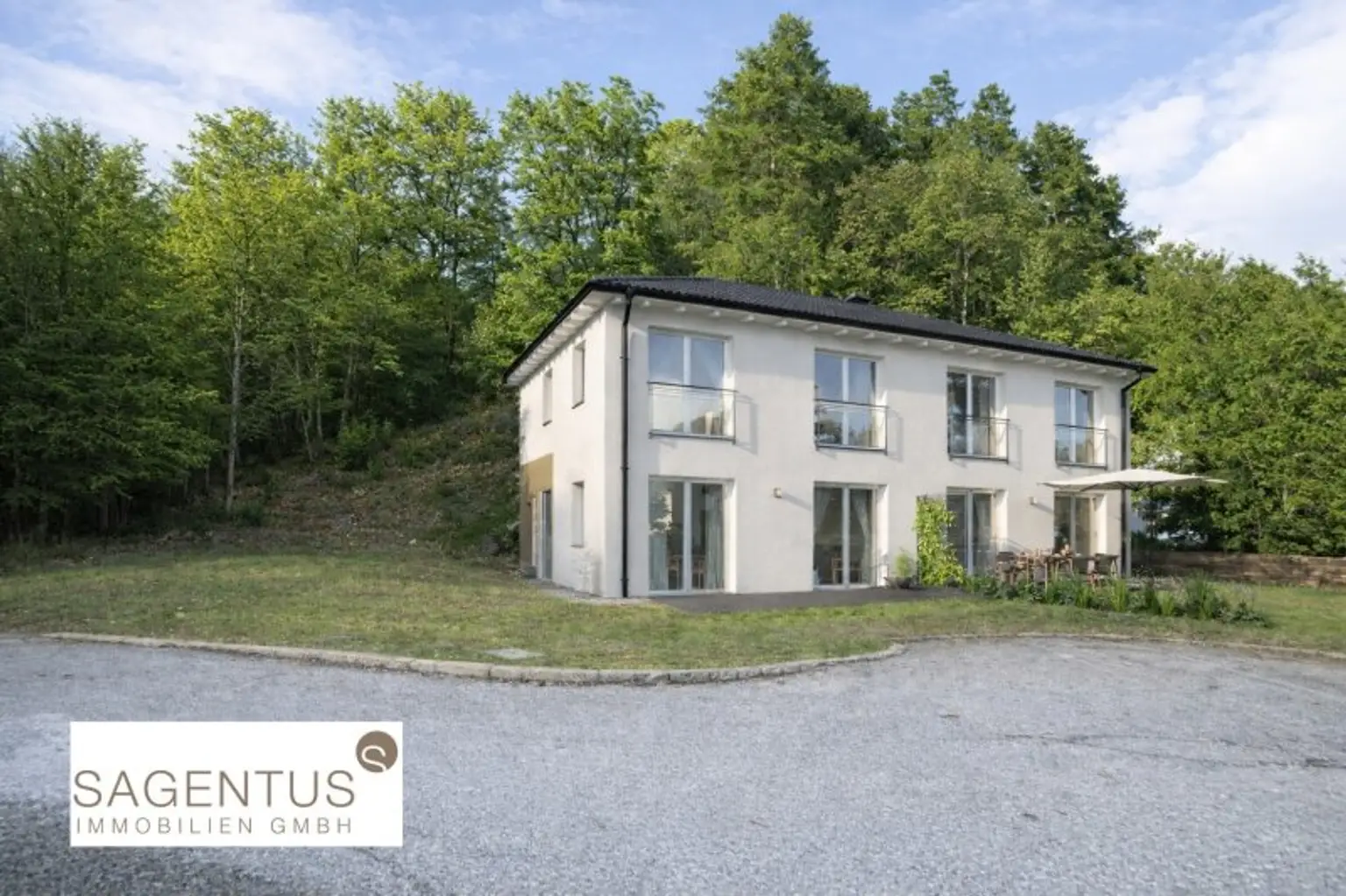 Doppelhaus nahe Innsbruck im GRÜNEN - PERFEKT für die ganze FAMILIE!