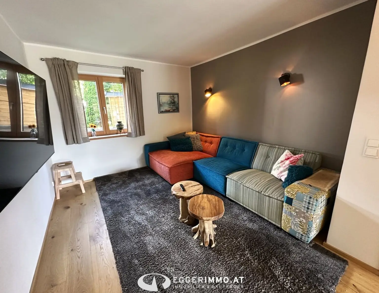 5760 Saalfelden: neu renoviertes Einfamilienhaus in zentraler, ruhiger Lage von Saalfelden mit 2 Wohneinheiten, unterkellert, 2 Garagen und großem Garten