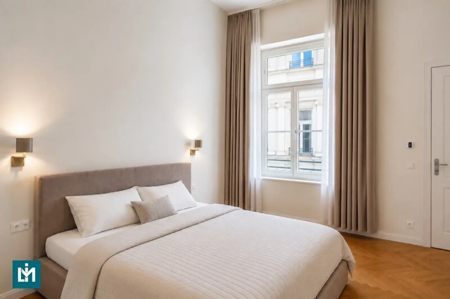 Schlafzimmer (W)