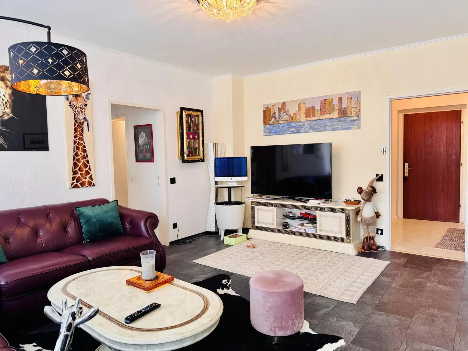 Wohnzimmer Blick Richtung Vorzimmer