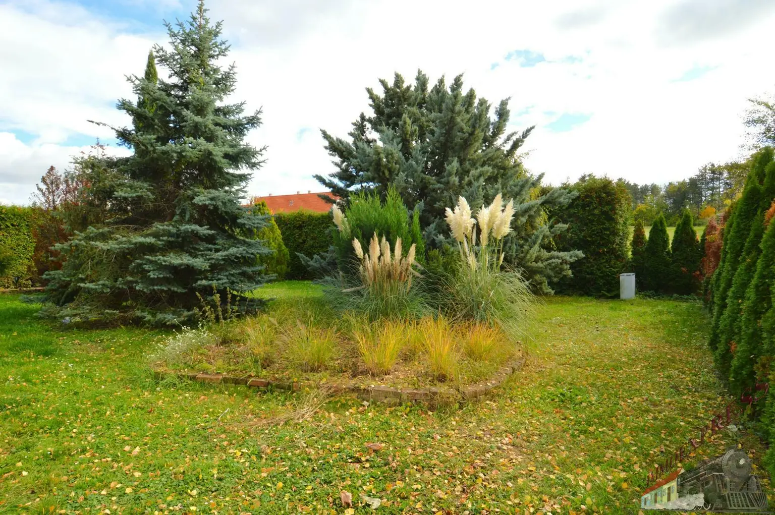 Repräsentatives Einfamilienhaus im italienischen Stil auf ca. 2.711 m²