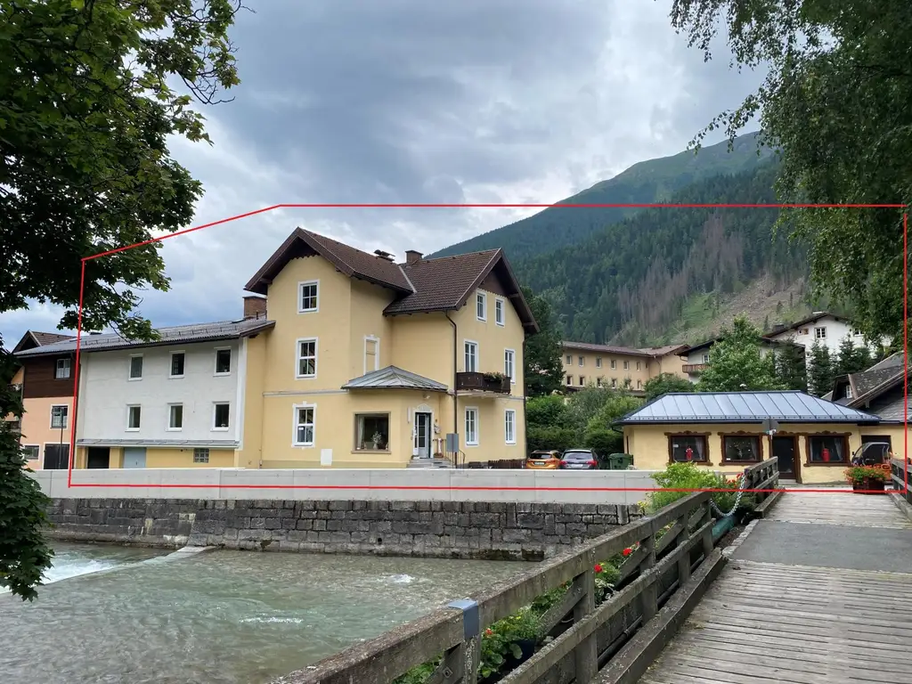 Charmantes Haus mit Ferienwohnungen im Herzen von Mallnitz