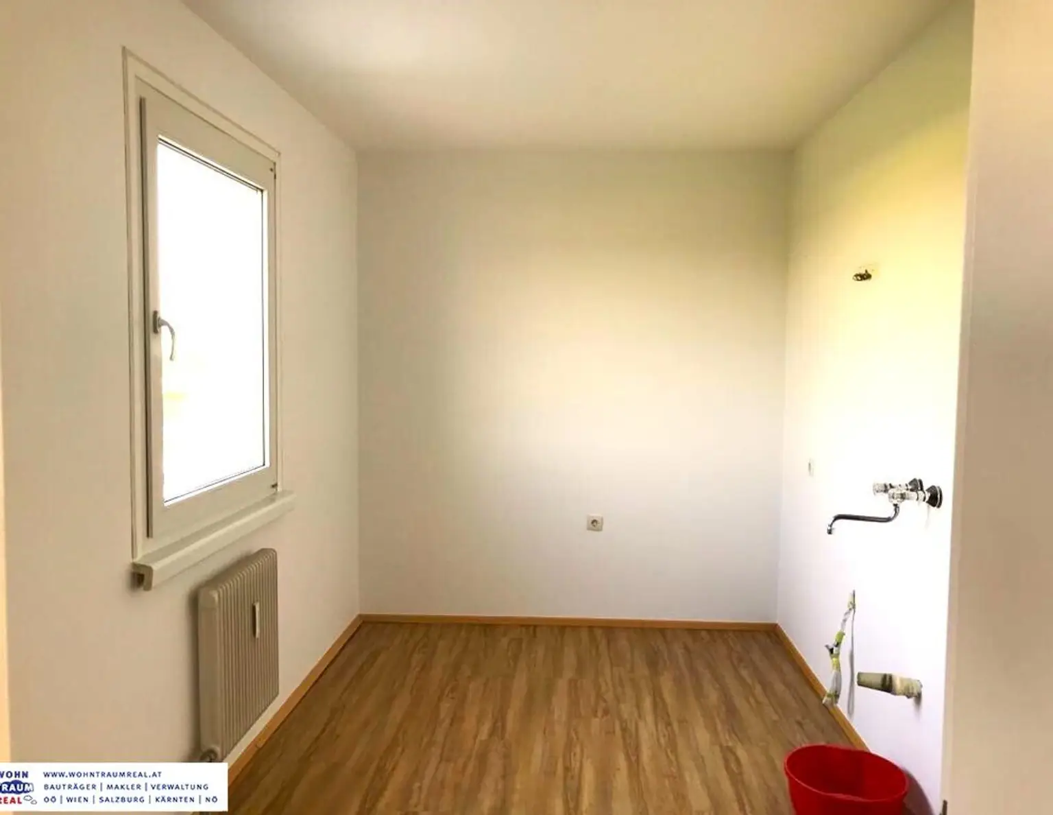 Preiswerte Eigentumswohnung in Asten zu verkaufen - TIEFGARAGENPLATZ inklusive!