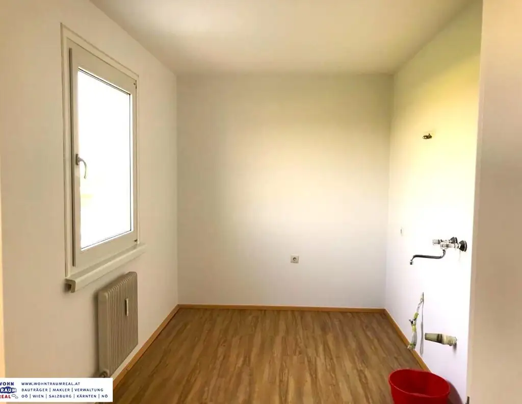 Preiswerte Eigentumswohnung in Asten zu verkaufen - TIEFGARAGENPLATZ inklusive!