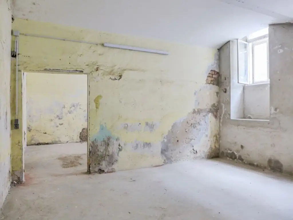 Strassenseitig begehbare Lagerflache - Nähe Palais Liechtenstein -  HMZ 5€/qm