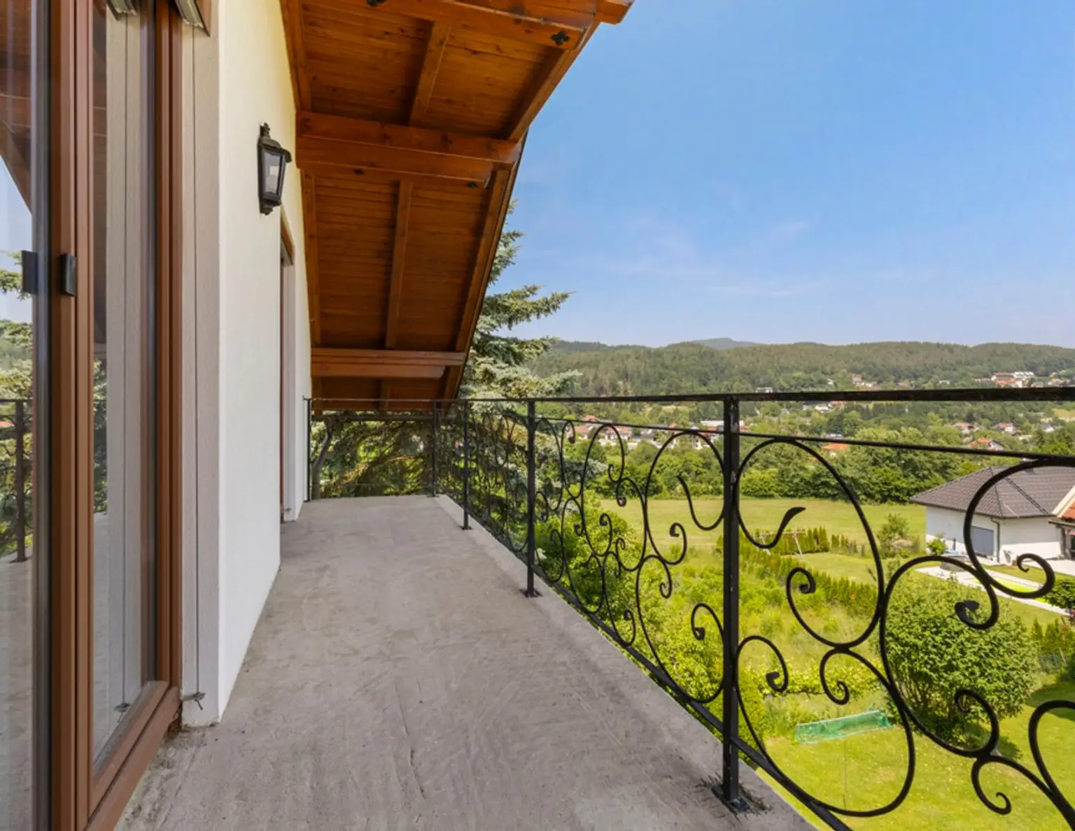 Gepflegtes Wohnhaus in sonniger Lage nahe Velden und dem Wörthersee!